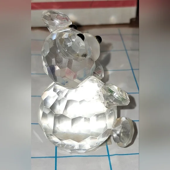 Clear Stone Faceted Bear - Picture 5 of 10